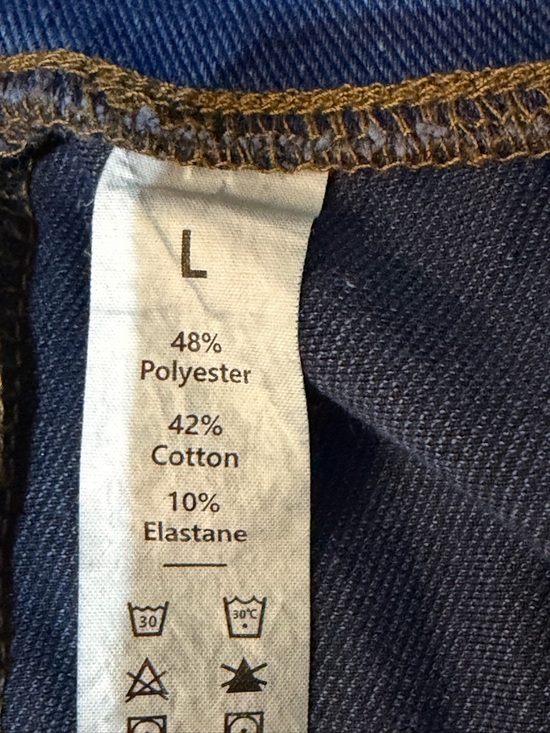 HalaraMagic Highwaisted Top Stitching
Washed Stretchy Flare Jeans SZ L - Picture 6 of 13